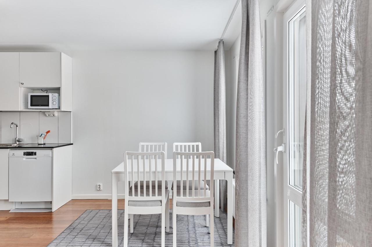 Continental Apartment Hotel Knivsta Knivsta  外观 照片