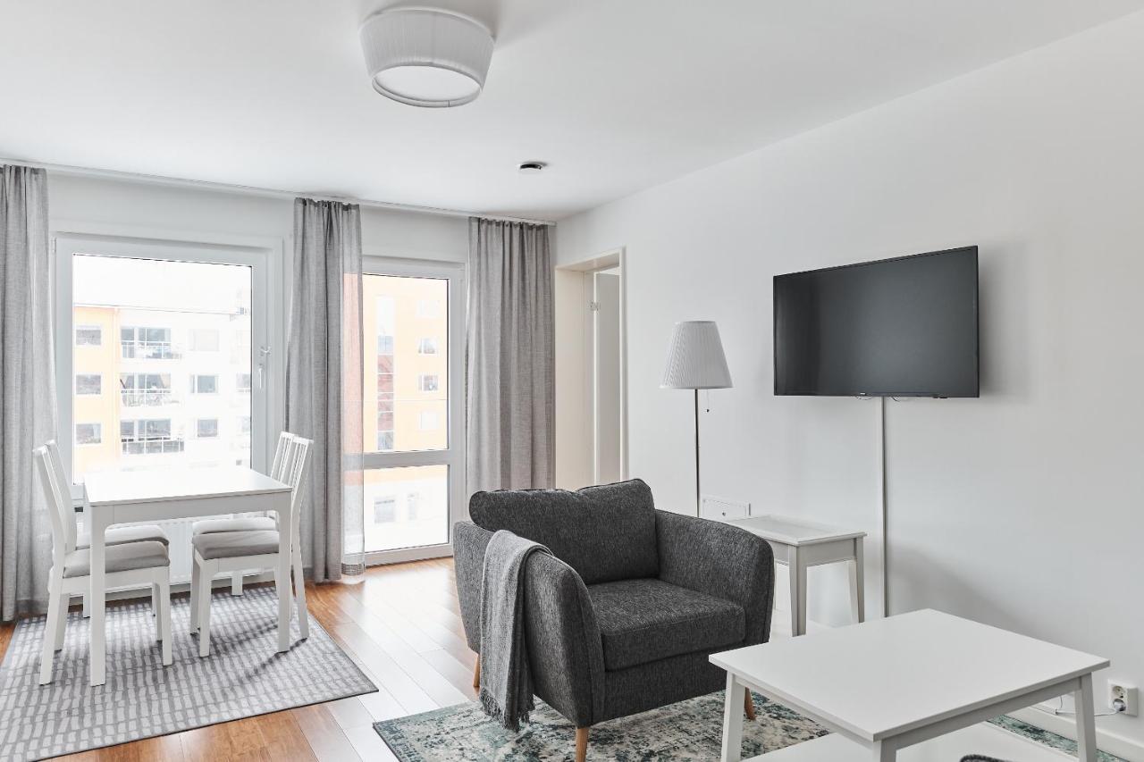 Continental Apartment Hotel Knivsta Knivsta  外观 照片